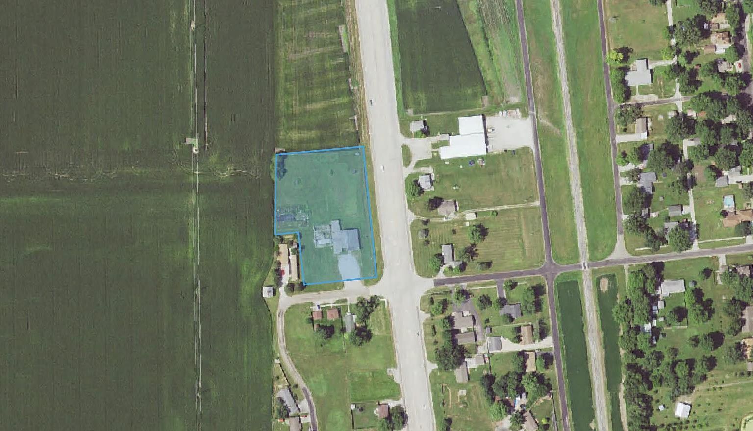 100 S 4th St, Wapella, IL 61777 MLS 11980855 Zillow