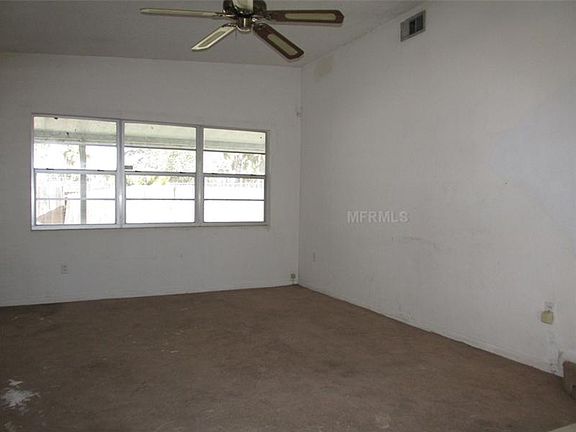 3rd image of 1703 Glendale Rd