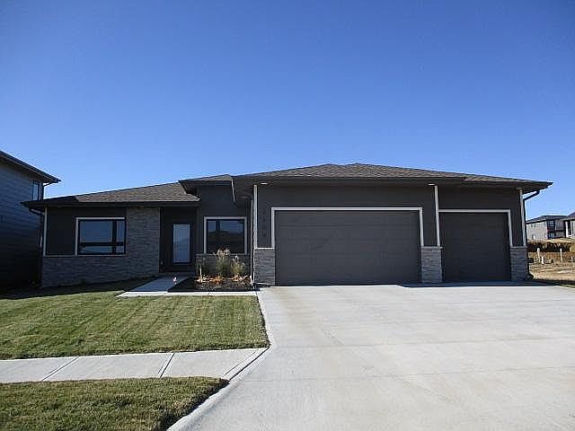1st image of 2604 N 184th St