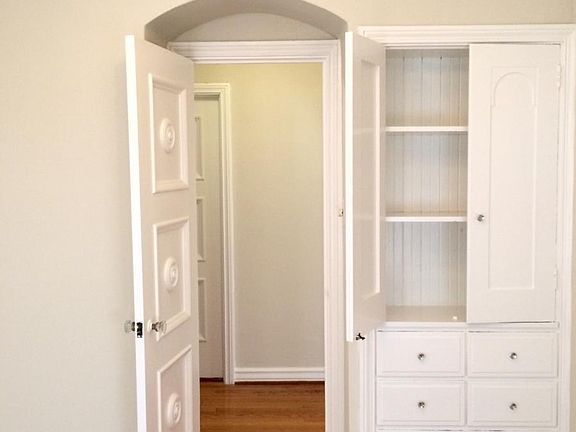 5th image of 2070 Pacific Ave APT 402