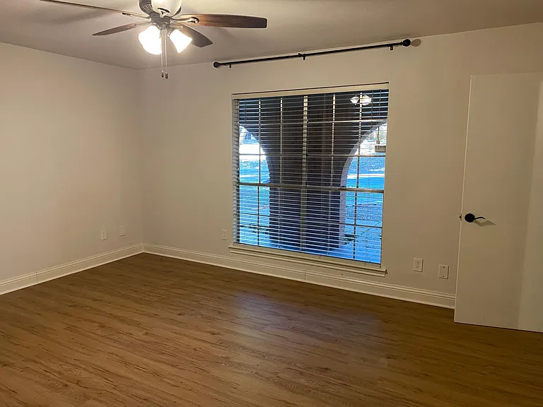 7351 Tamarack Rd — Photo 16