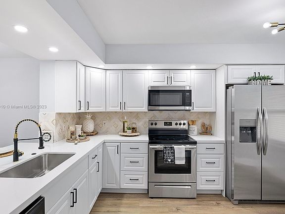 3rd image of 701 SW 142nd Ave APT 108S