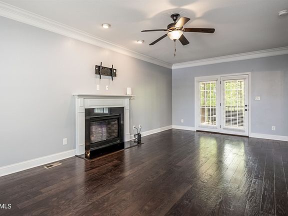 5th image of 1501 Dogwood Cove Ln