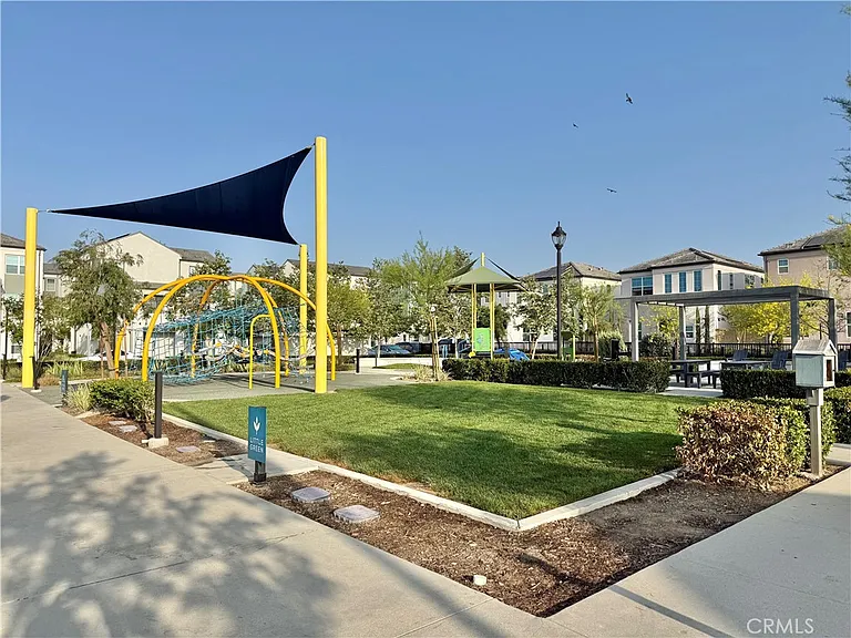 4553 S Patterson Paseo — Photo 15