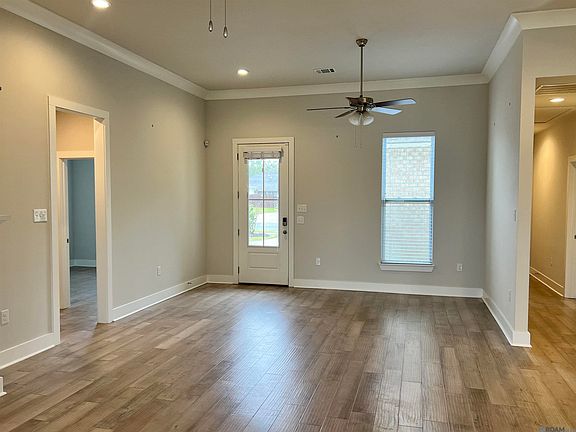 5th image of 39177 High Creek Dr