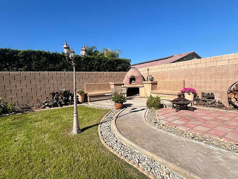 82950 Vincent Dr — Photo 10