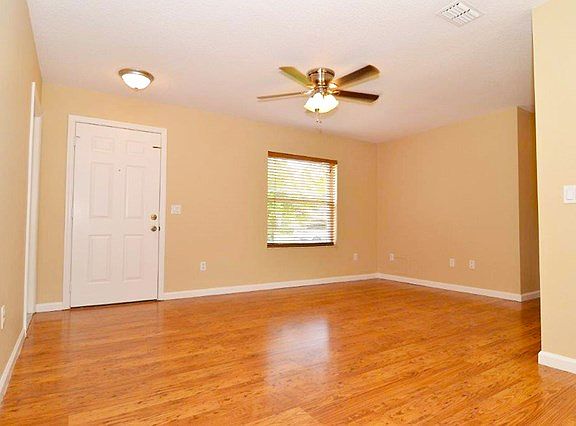 5th image of 10 Ramrock Ln