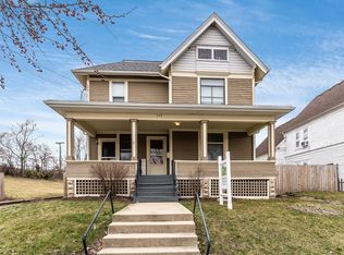 229 W Downer Pl, Aurora, IL 60506