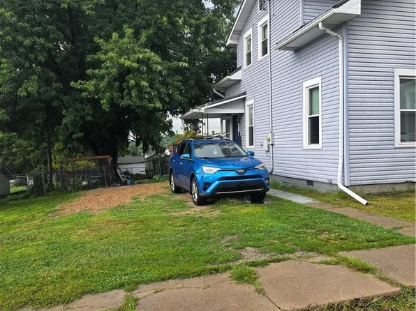 104 Penn Ln, Saint Clairsville, OH 43950