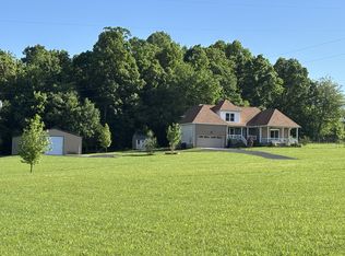 451 Paul Thompson Rd, Bethpage, TN 37022