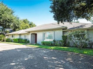 6926 Spanky Branch Dr, Dallas, TX 75248