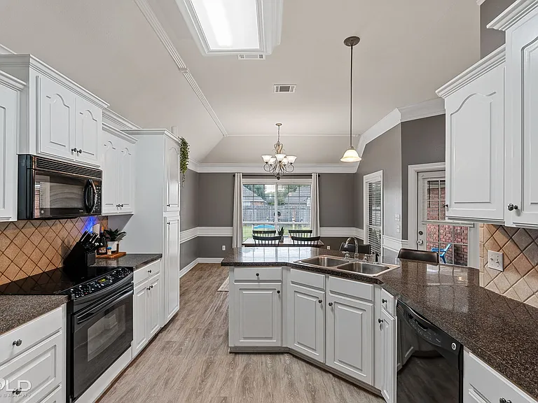 2531 Brookhaven Dr — Photo 25
