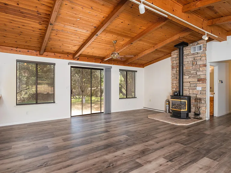 37867 Charnal Cir — Photo 6
