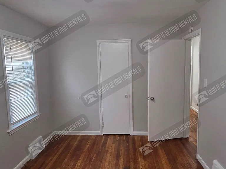 6444 Westwood St — Photo 9
