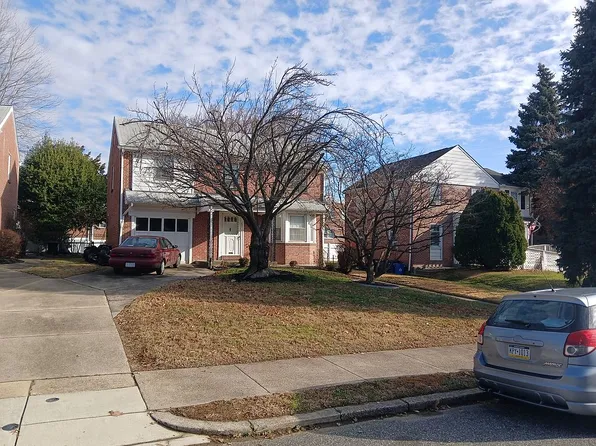 4021 Benson St, Philadelphia, PA 19136