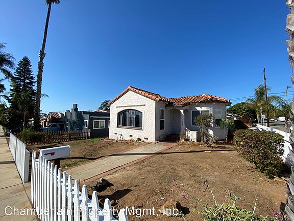 2nd image of 916 Alberta Ave