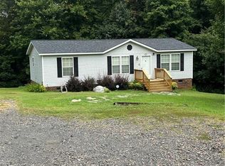 818 Morgan Rd, Eden, NC 27288