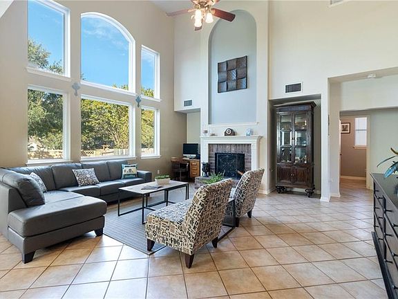 2nd image of 1512 Homewood Cir