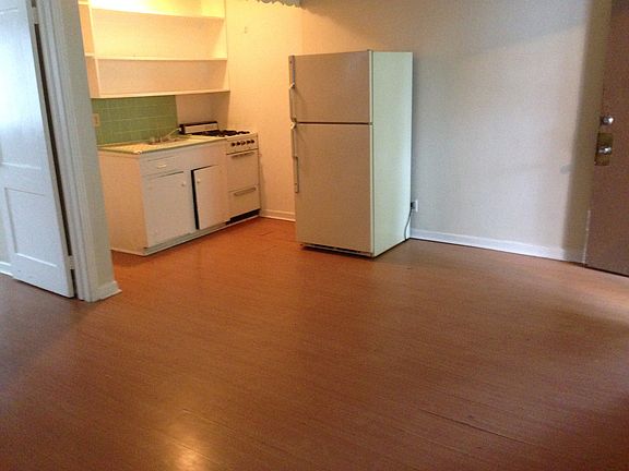 4th image of 131 4th Ave N APT F