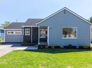 9280 SE Taylor St, Portland, OR