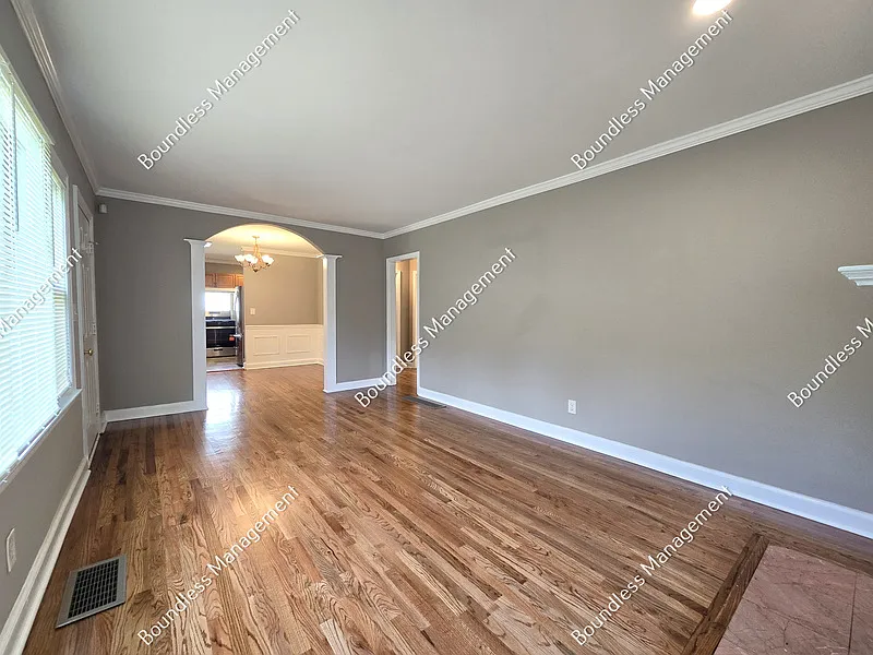 East Lake — Photo 4