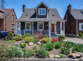 849 Beach Blvd, Hamilton, ON L8H 6Z5