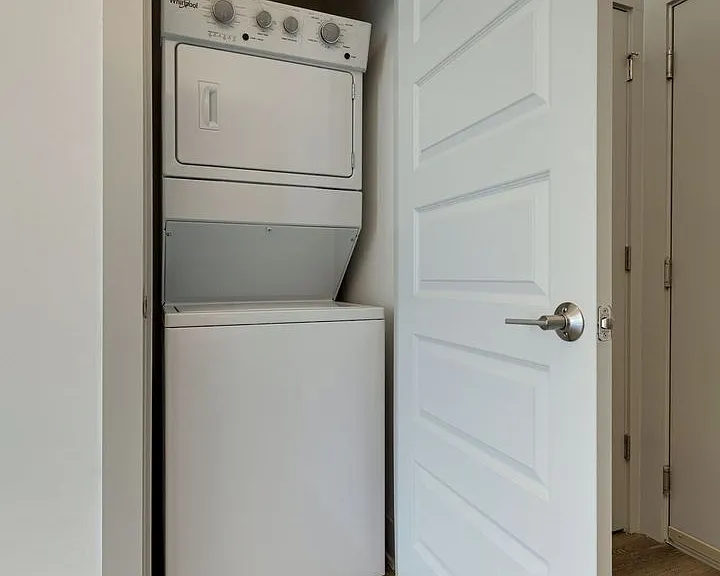 542 Southgate Ave #214 — Photo 12
