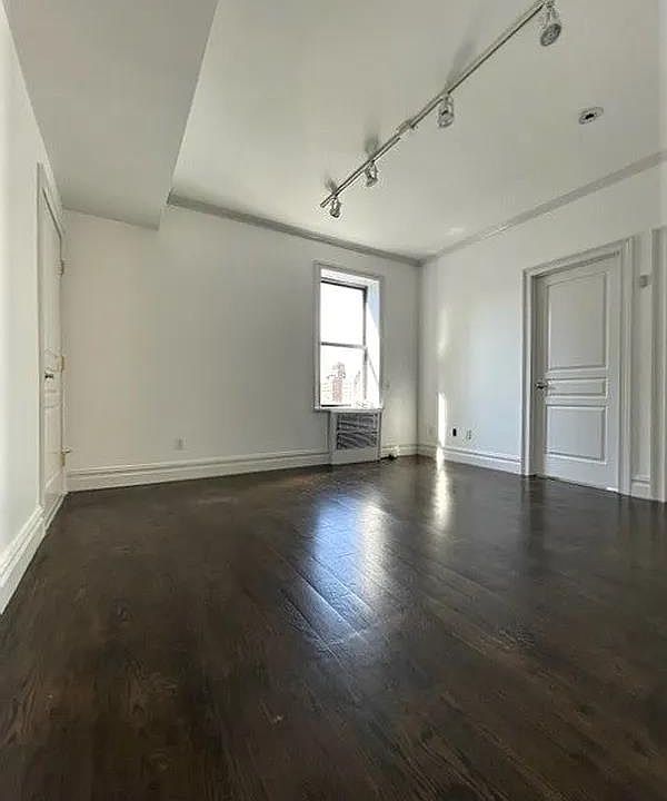 1st image of 12 5th Ave APT 23