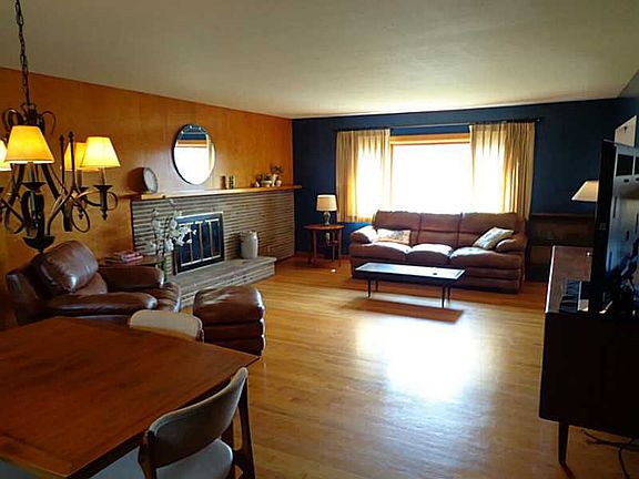 4th image of 224 Kentucky Dr