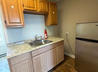 316 S 8th St #2, Reading, PA 19602
