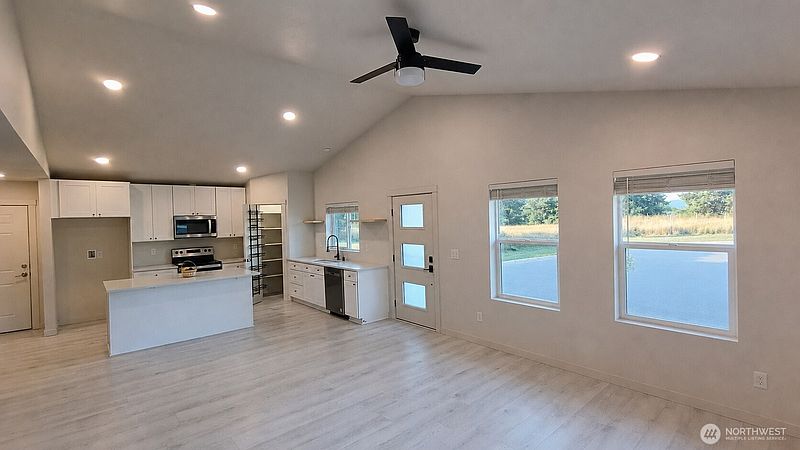 2nd image of 3004 Orange Court
