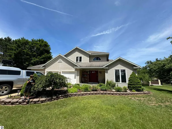 5534 W Jordan Rd, Weidman, MI 48893