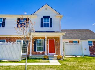 1202 Riversedge Dr, Saline, MI 48176