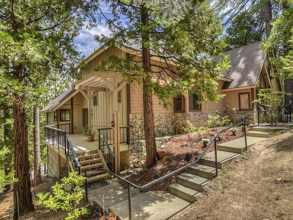 1st image of 27546 Ashwood Ln