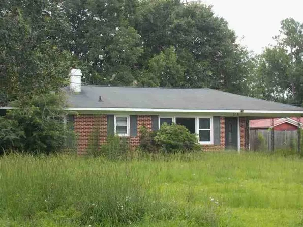 219 Dogwood Dr, Sylvania, GA 30467