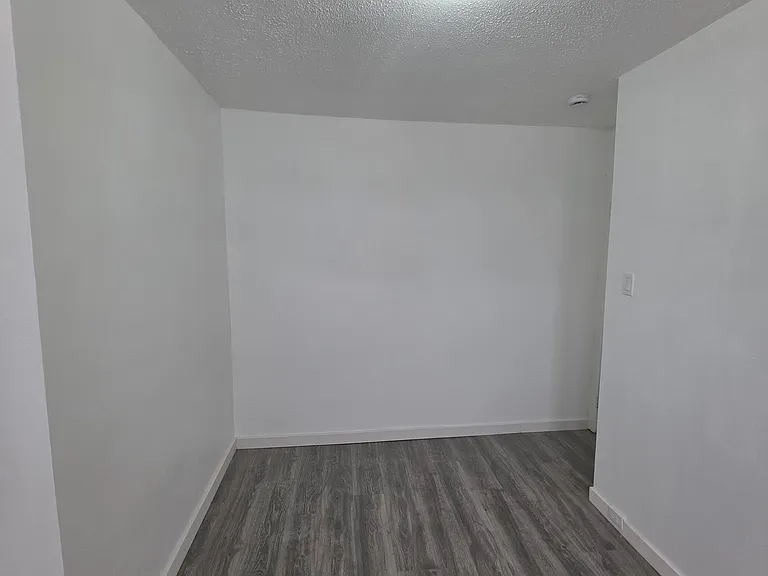 4125 Maywood St — Photo 38