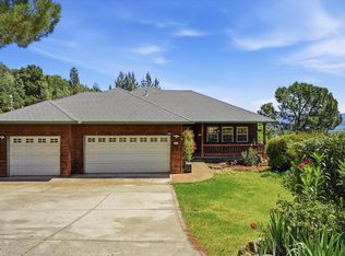 17860 Deer Hill Rd, Hidden Valley Lake, CA 95467