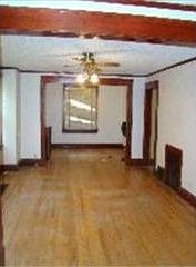 3rd image of 326 N Van Brunt Blvd