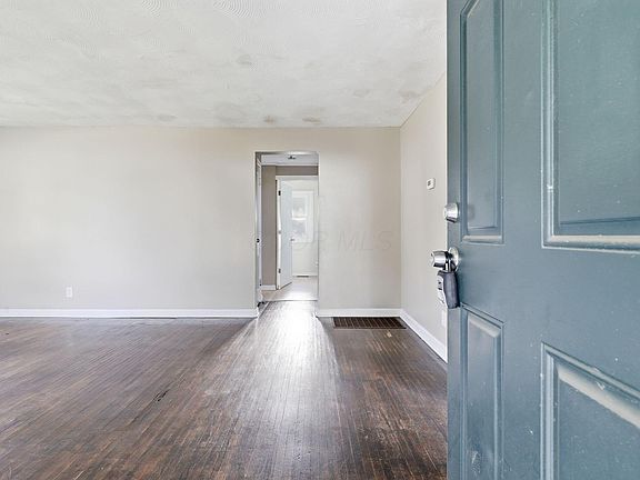 5th image of 2431 Lexington Ave