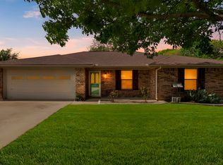 127 Prairie View Ln, Red Oak, TX 75154
