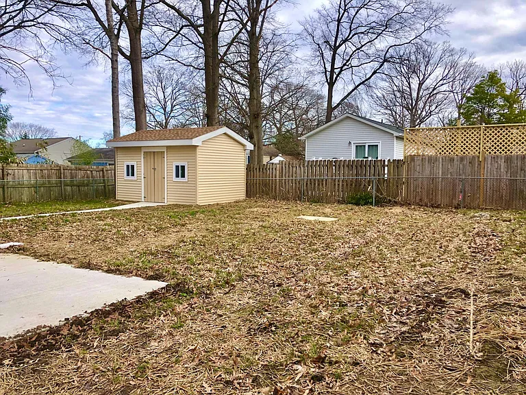1643 Elkridge Dr — Photo 11