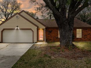 837 Heather Wood Dr, Grapevine, TX 76051