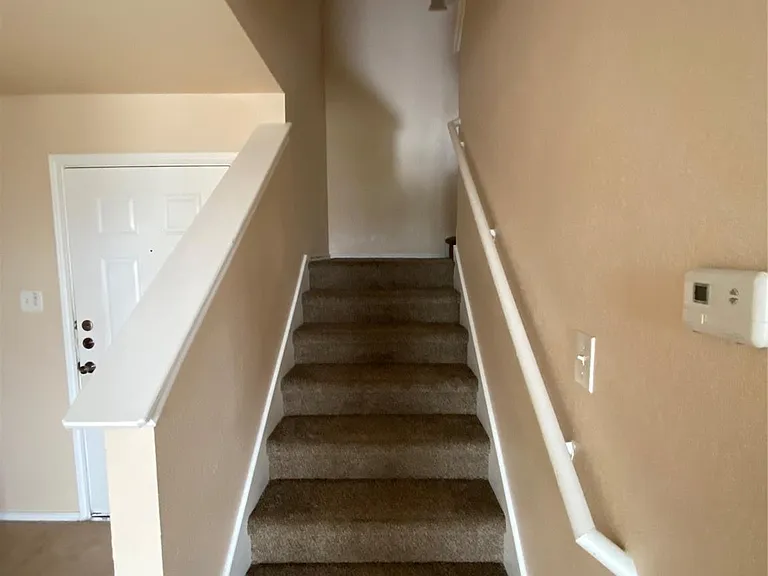 12840 Saint Mary Dr — Photo 8