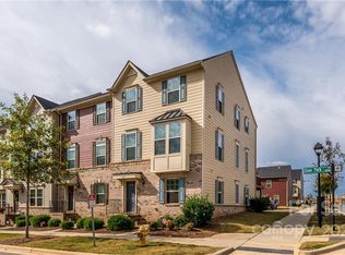 2002 Sage Park Dr, Charlotte, NC 28217