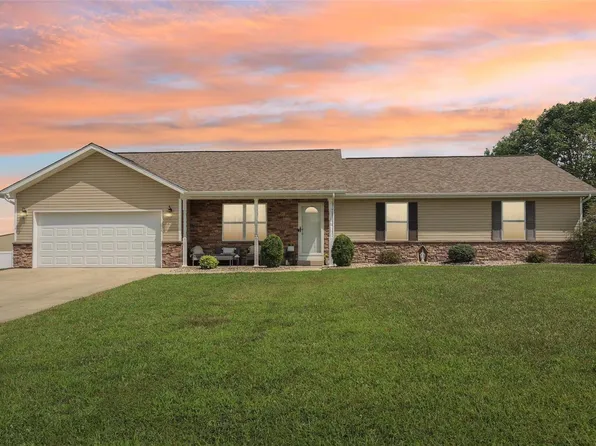 1655 Truman Dr, Breese, IL 62230