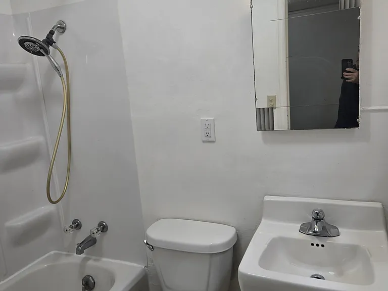 422 Jackson St #1 — Photo 8