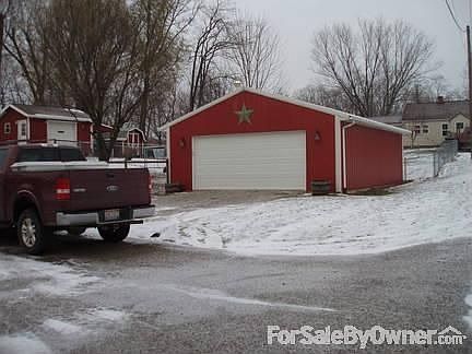 2nd image of 610 Deersville Ave