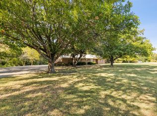 9017 County Road 105, Grandview, TX 76050