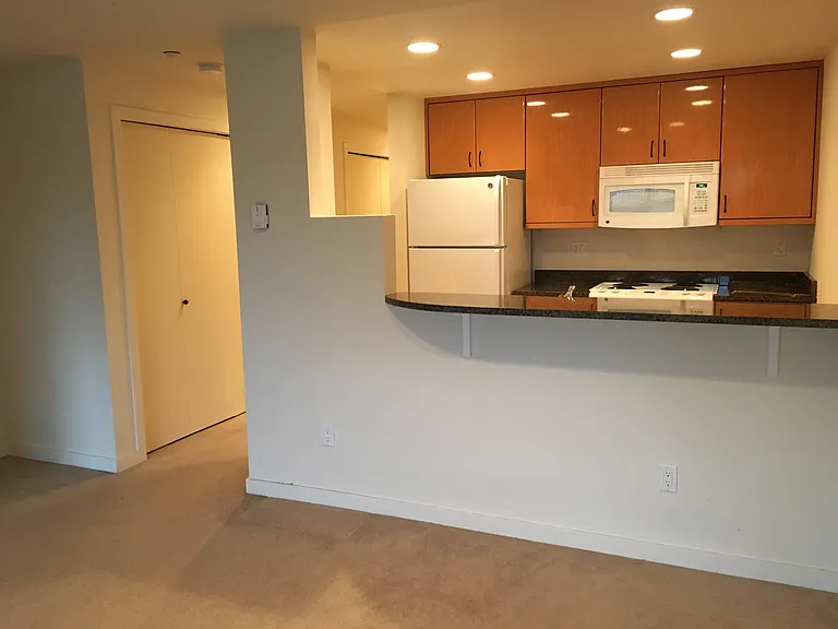 NEWELL COURT APARTMENTS — Photo 13