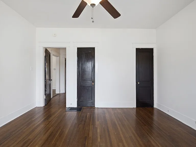 1911 Shelby Ave — Photo 22